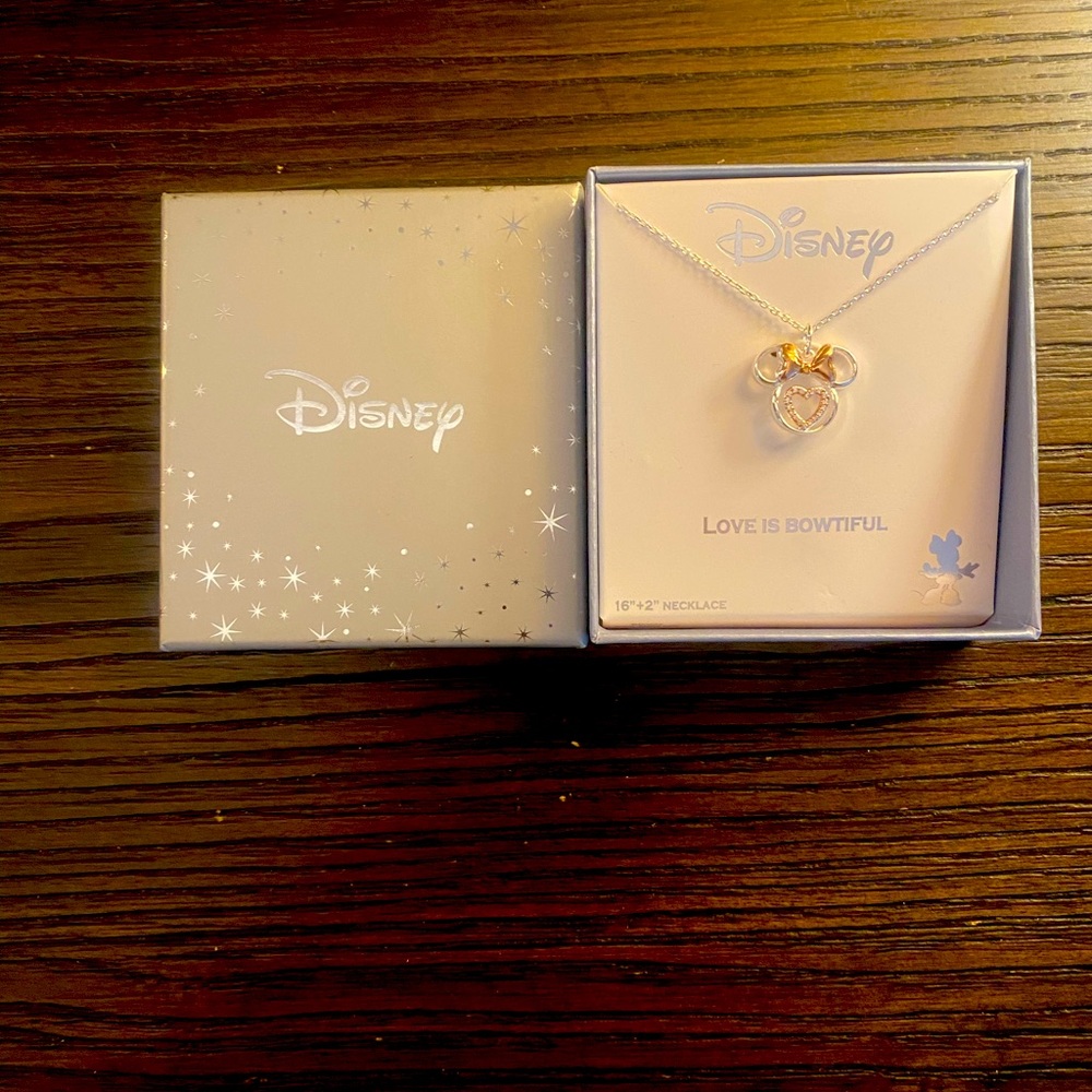 NEW Disney “Love is Bowtiful” silver Minnie necklace